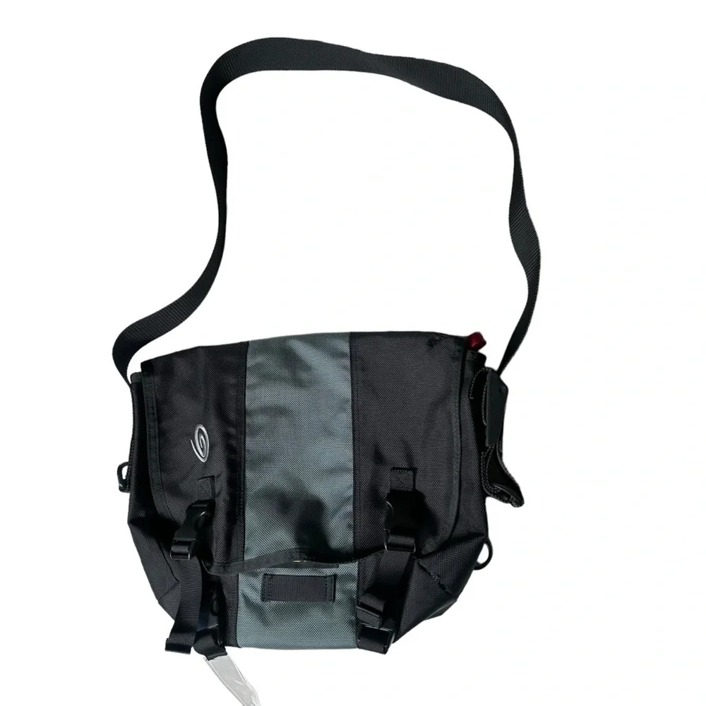 TIMBUK2 Nylon Black and Gray classic Medium messenger Bag